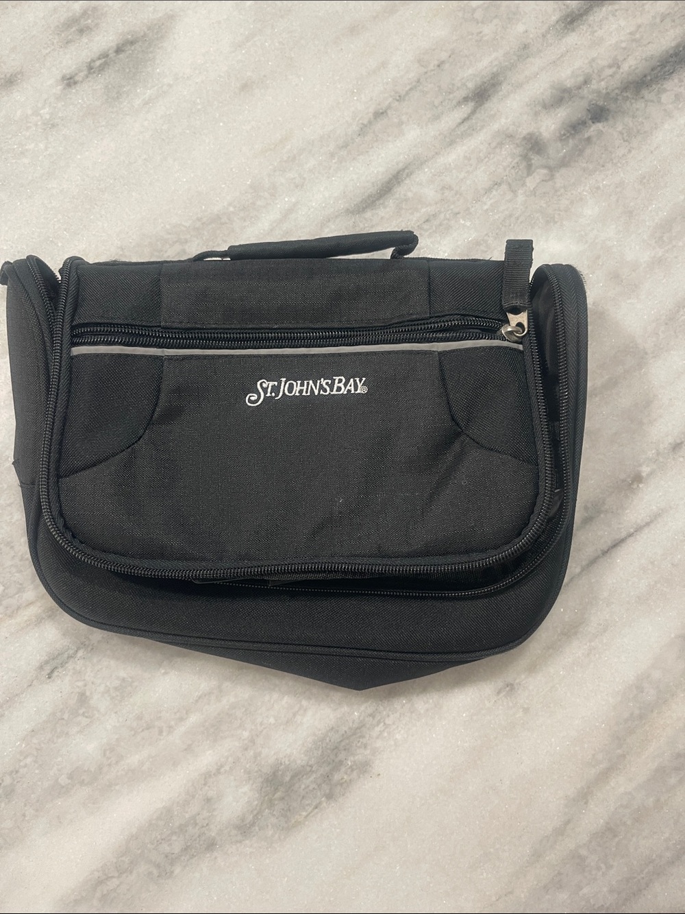 St. John's Bay Black Men's Hanging Toiletry Organizer Bag